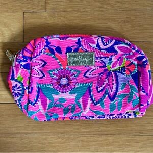 🆕 Lilly Pulitzer Vibrant Pink Floral Cosmetic Pouch NWT